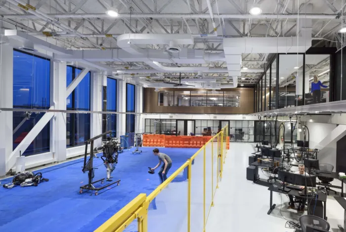 Culture Robotics office