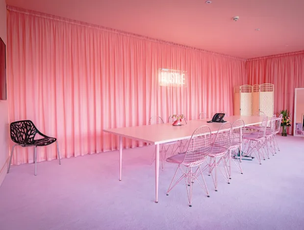 Missguided london deals head office